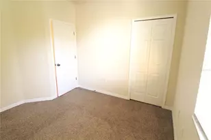 3729 Parkridge Cir, Sarasota, FL 34243 - Photo 13