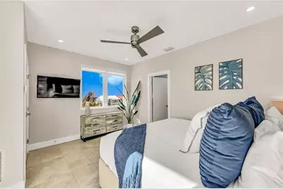 329 Beach Road #B, Sarasota, FL 34242 - Photo 57