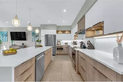 329 Beach Road #B, Sarasota, FL 34242 - Photo 17