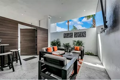 329 Beach Road #B, Sarasota, FL 34242 - Photo 9