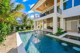 401 77th St, Holmes Beach, FL 34217 - Photo 67