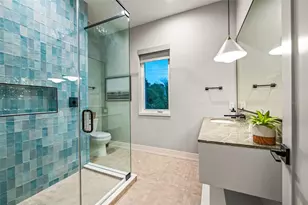 401 77th St, Holmes Beach, FL 34217 - Photo 35