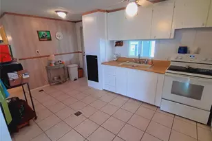 5229 Bel Air Ave, Sarasota, FL 34234 - Photo 15