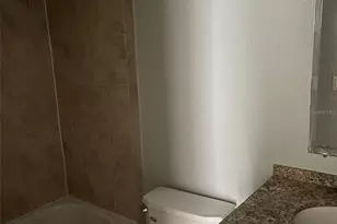 2755 Coconut Bay Ln, Sarasota, FL 34237 - Photo 9