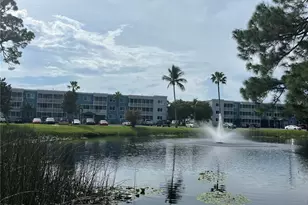 2755 Coconut Bay Ln, Sarasota, FL 34237 - Photo 17