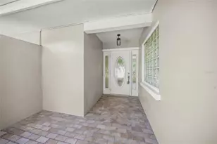 2949 Bougainvillea St, Sarasota, FL 34239 - Photo 5