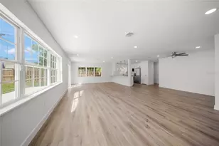 2949 Bougainvillea St, Sarasota, FL 34239 - Photo 13