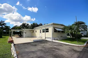 5316 53rd Ave E, Bradenton, FL 34203 - Photo 3