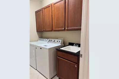 5250 Echo Lane, Sarasota, FL 34233 - Photo 5