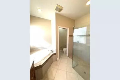 5250 Echo Lane, Sarasota, FL 34233 - Photo 29