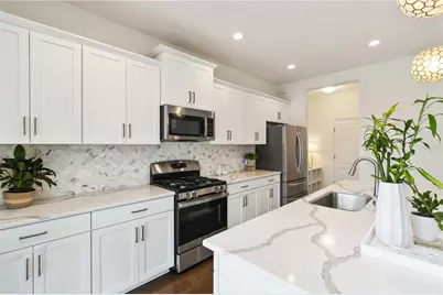 10109 Canaveral Circle, Sarasota, FL 34241 - Photo 17