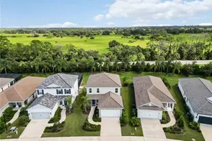 10109 Canaveral Cir, Sarasota, FL 34241 - Photo 45