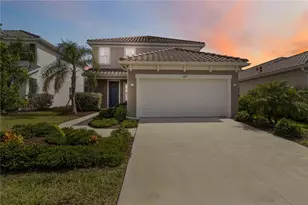 10109 Canaveral Cir, Sarasota, FL 34241 - Photo 1