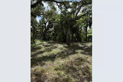 673 S Moon Drive, Venice, FL 34292 - Photo 3