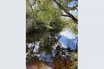 673 S Moon Drive, Venice, FL 34292 - Photo 1