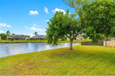 4412 11th Avenue E, Bradenton, FL 34208 - Photo 9