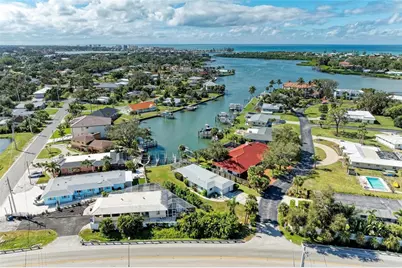 136 Bayview Drive, Nokomis, FL 34275 - Photo 11