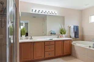 8746 Stone Harbour Loop, Bradenton, FL 34212 - Photo 33