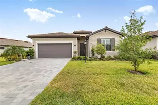 5235 Coral Reef Wy, Bradenton, FL 34211 - Photo 3