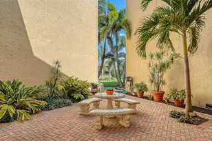 612 Bird Bay Dr S, Venice, FL 34285 - Photo 29