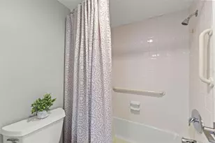 1111 N Gulfstream Ave, Sarasota, FL 34236 - Photo 29