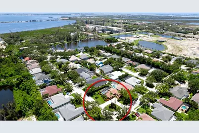 9102 12th Avenue NW, Bradenton, FL 34209 - Photo 5