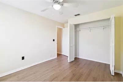 3509 65th Avenue Circle E, Sarasota, FL 34243 - Photo 23