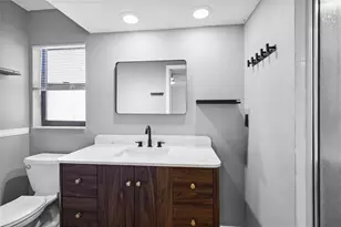 3509 65th Ave Cir E, Sarasota, FL 34243 - Photo 29