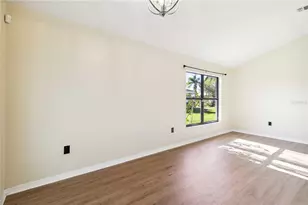 3509 65th Ave Cir E, Sarasota, FL 34243 - Photo 17