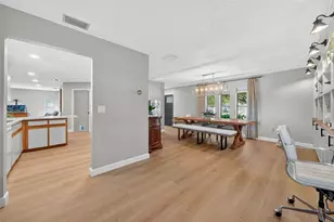 2553 W Scarlet Oak Ct, Sarasota, FL 34232 - Photo 13