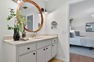 2553 W Scarlet Oak Ct, Sarasota, FL 34232 - Photo 21