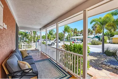 208 82nd Street #B, Holmes Beach, FL 34217 - Photo 7