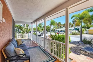 208 82nd St, Holmes Beach, FL 34217 - Photo 7