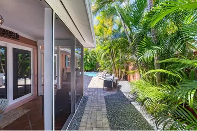 208 82nd Street #B, Holmes Beach, FL 34217 - Photo 39