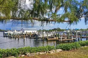 60 Braden Castle Dr, Bradenton, FL 34208 - Photo 3