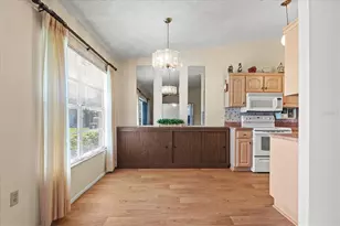 3701 39th St W, Bradenton, FL 34205 - Photo 7