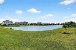 15527 Islandwalk Ave, Bradenton, FL 34211 - Photo 33