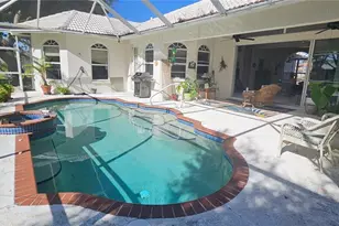 1152 Deardon Dr, Venice, FL 34292 - Photo 5