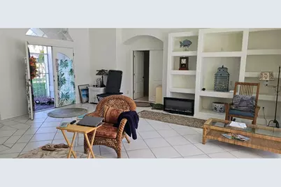 1152 Deardon Drive, Venice, FL 34292 - Photo 3