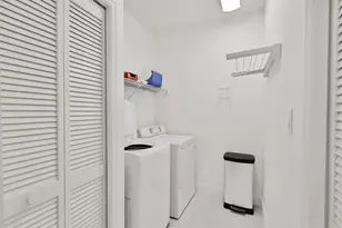 5408 Eagles Point Cir, Sarasota, FL 34231 - Photo 19