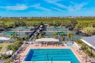 5408 Eagles Point Cir, Sarasota, FL 34231 - Photo 33