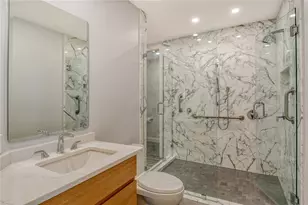 435 L Ambiance Dr, Longboat Key, FL 34228 - Photo 29