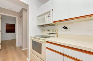 3880 59th Ave W, Bradenton, FL 34210 - Photo 13