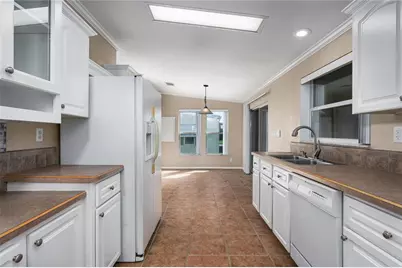 8410 Imperial Circle, Palmetto, FL 34221 - Photo 3