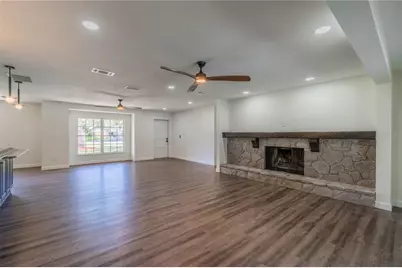 11202 Tralee Drive, Riverview, FL 33569 - Photo 9