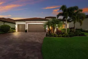 14022 Florida Rosemary Dr, Lakewood Ranch, FL 34211 - Photo 3