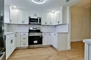 1223 56th St W, Bradenton, FL 34209 - Photo 5