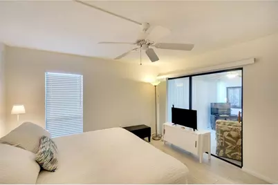 8706 54th Avenue W #18, Bradenton, FL 34210 - Photo 17