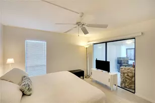 8706 54th Ave W, Bradenton, FL 34210 - Photo 17