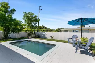 601 Hamlin St, Nokomis, FL 34275 - Photo 17